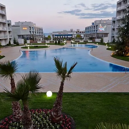 アパート Ap.tedoni Atlantis Resort&spa ブルガス
